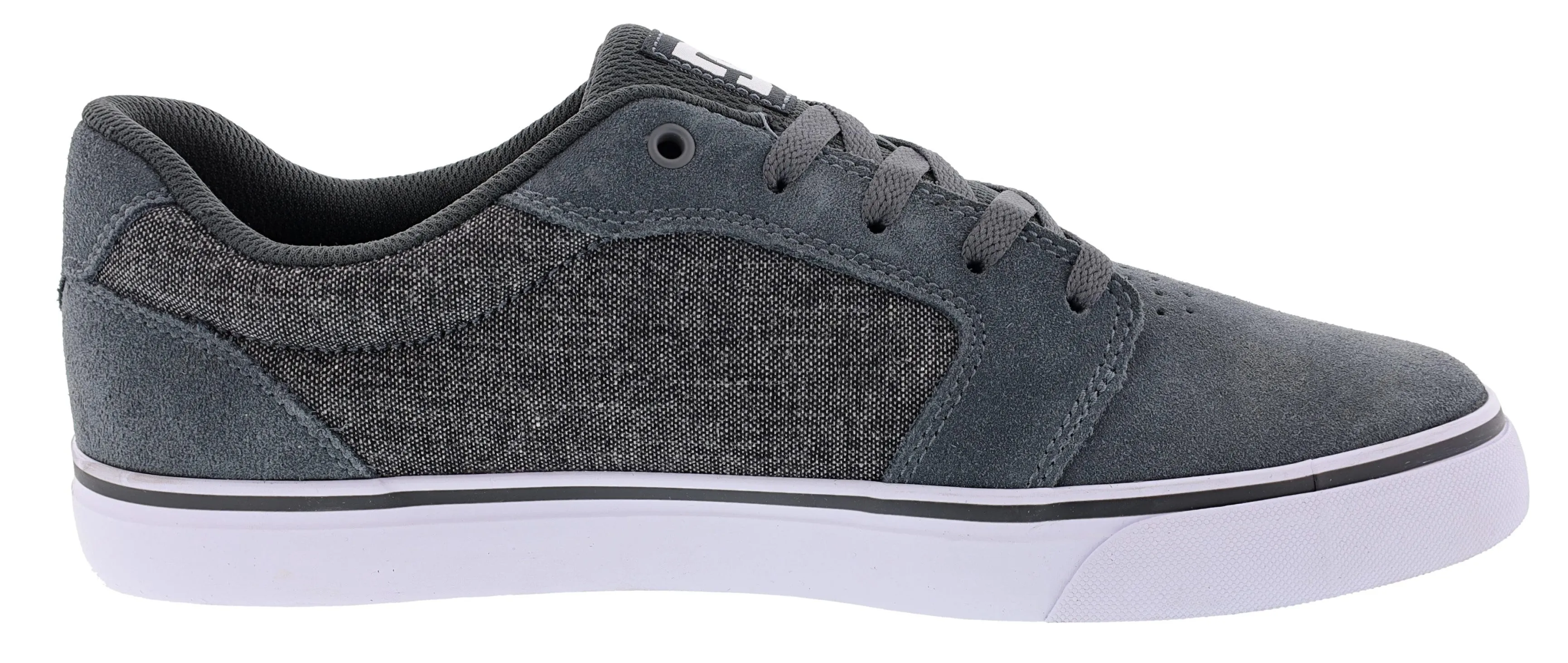 DC Shoes Men Anvil Low Lightweight Skateboard Shoes