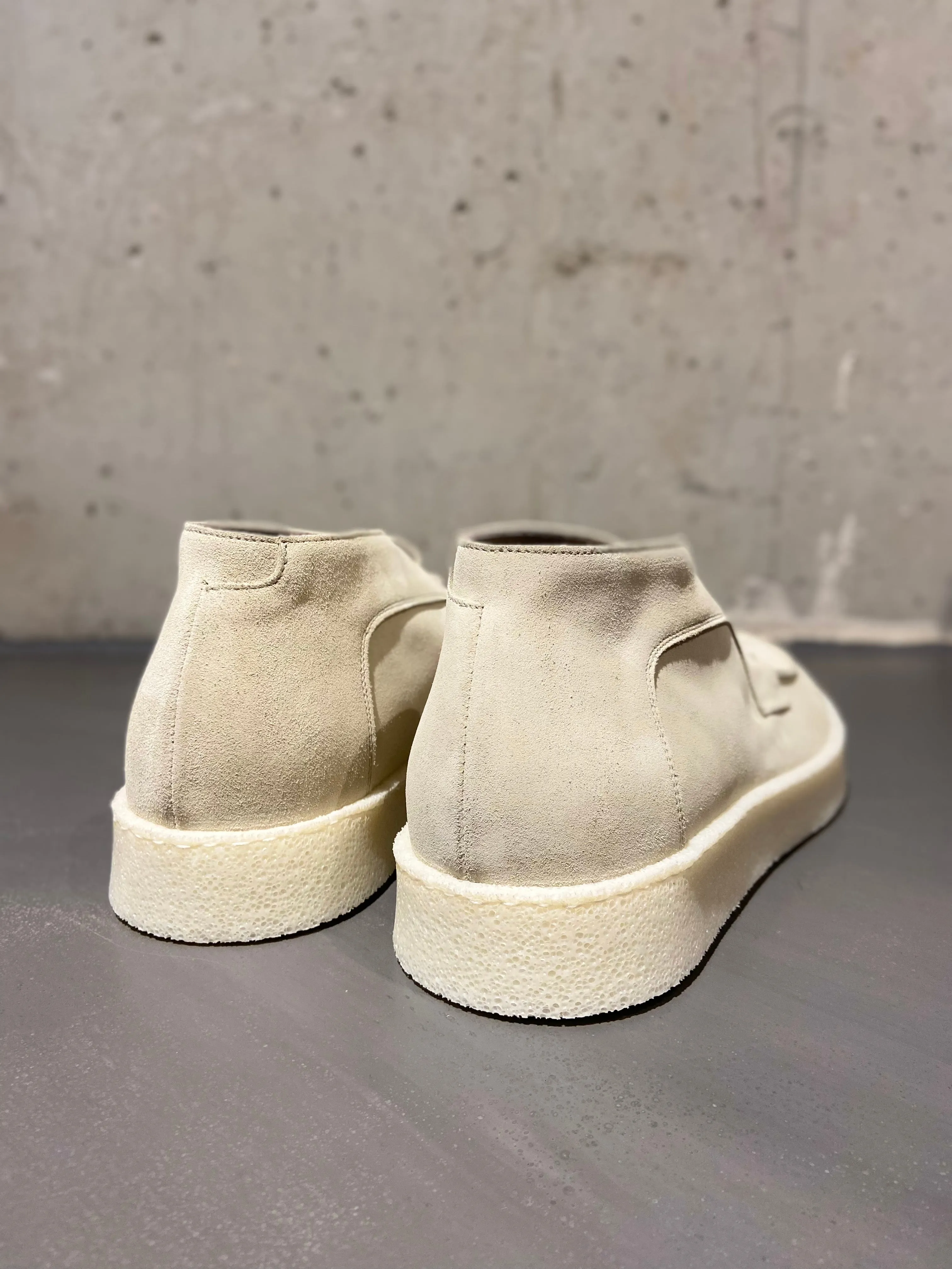 PANTANETTI LIGHTWEIGHT CHUKKA SUEDE OFF WHITE